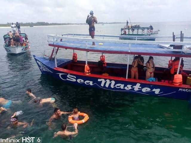 Watamu Dolphin and Snorkeling Tour